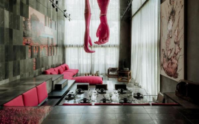 Barneys NY Pink Residence with pool